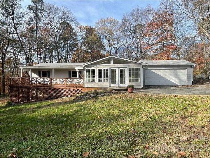 7521 River Circle 11  Charlotte NC 28216 photo