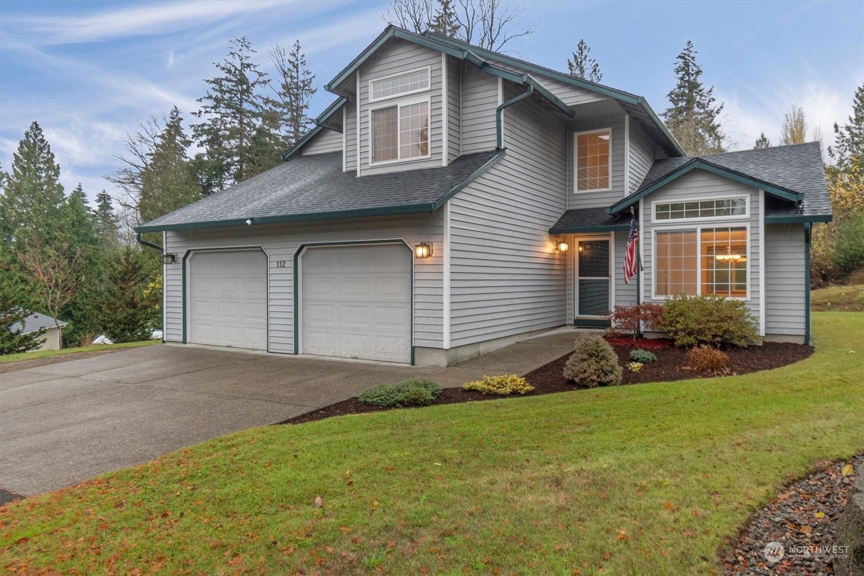 Property Photo:  112 Nevada Place  WA 98632 