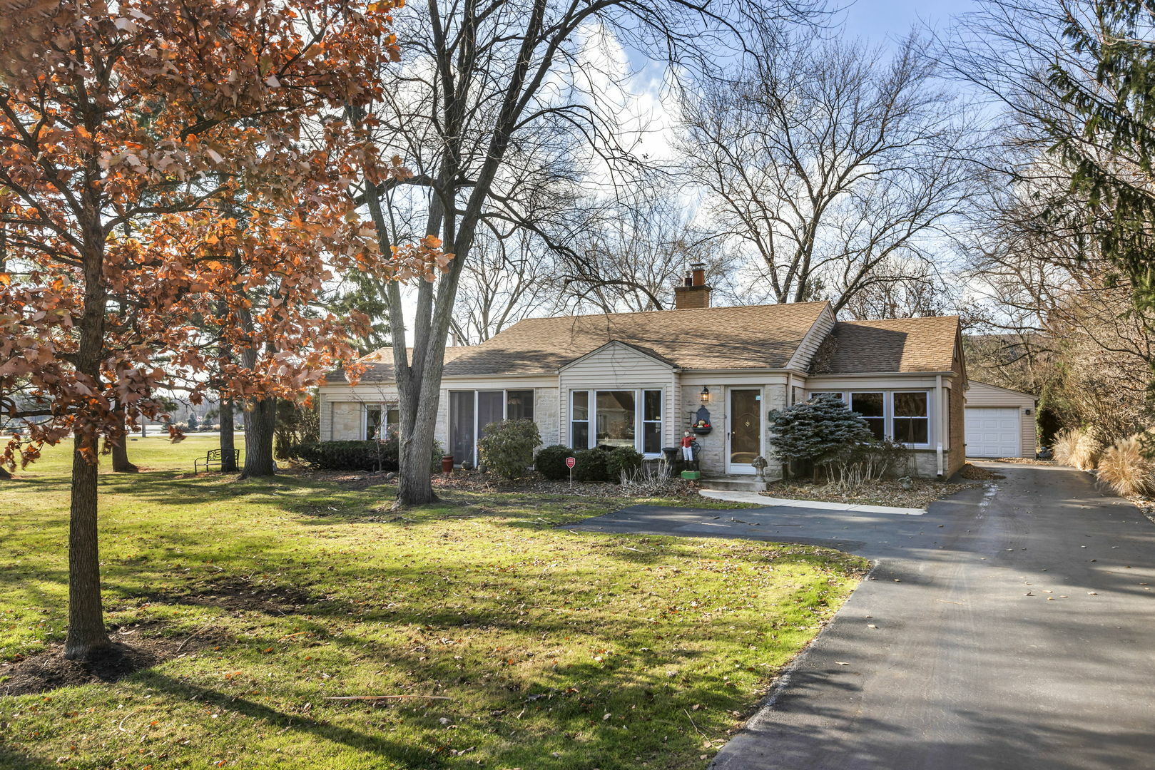 Property Photo:  3020 Coolidge Street  IL 60523 