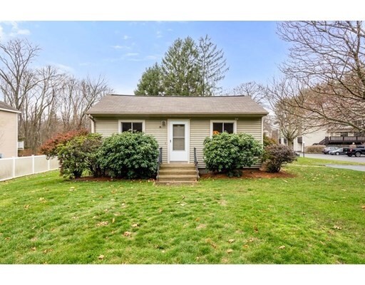 Property Photo: 135 Broad Street 4A MA 01749