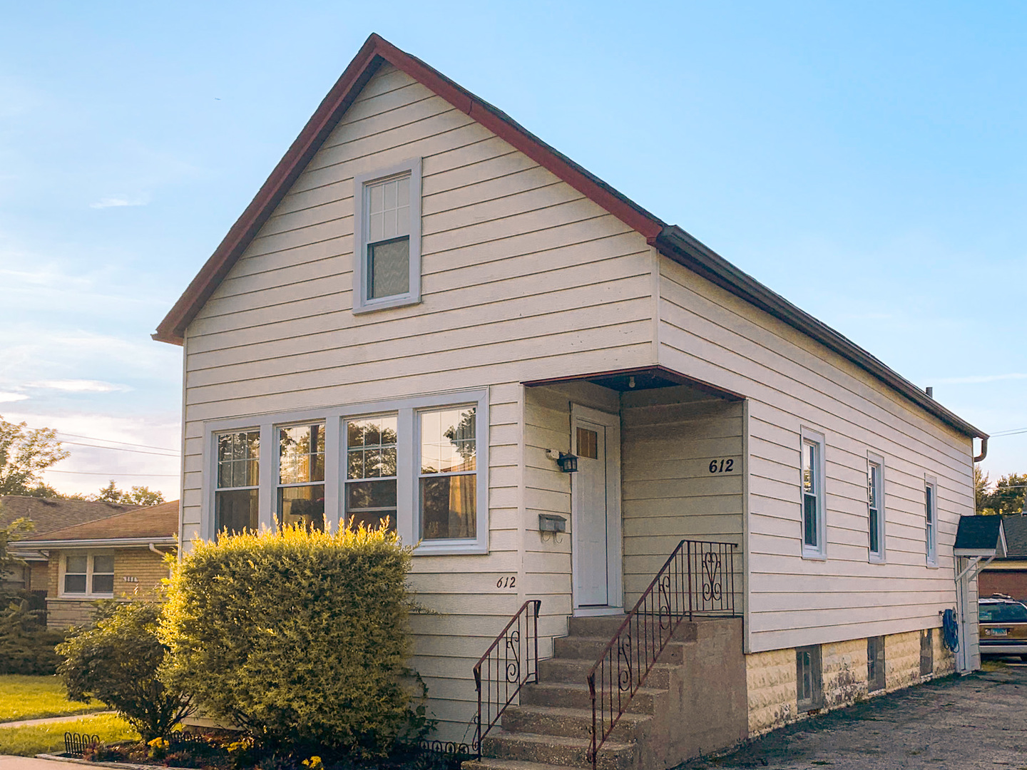 Property Photo:  612 Prairie Avenue  IL 60515 