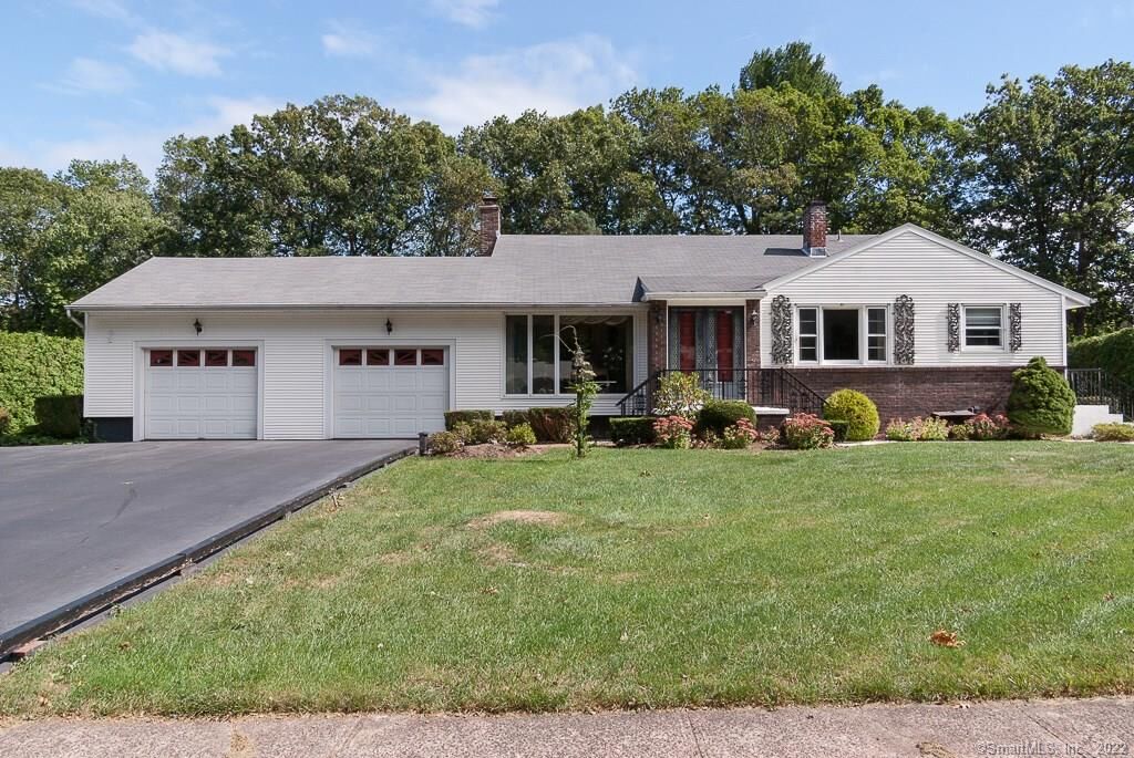 Property Photo: 101 Grove Road CT 06473