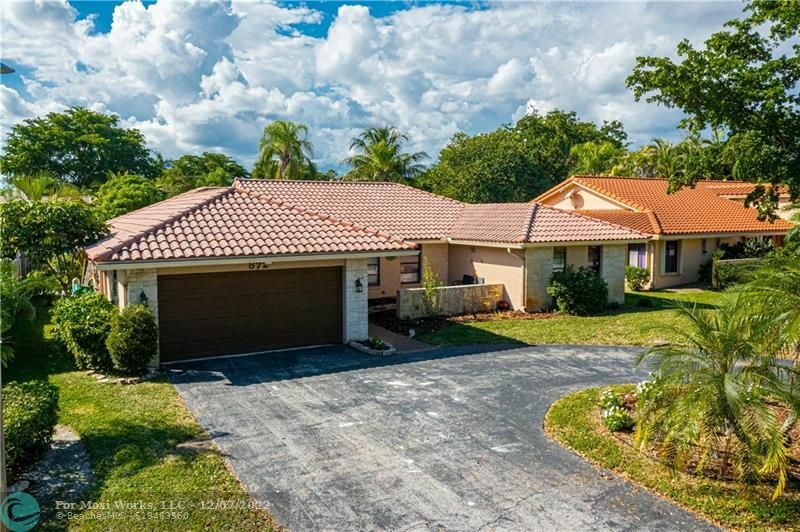 872 NW 108th Ln  Coral Springs FL 33071 photo