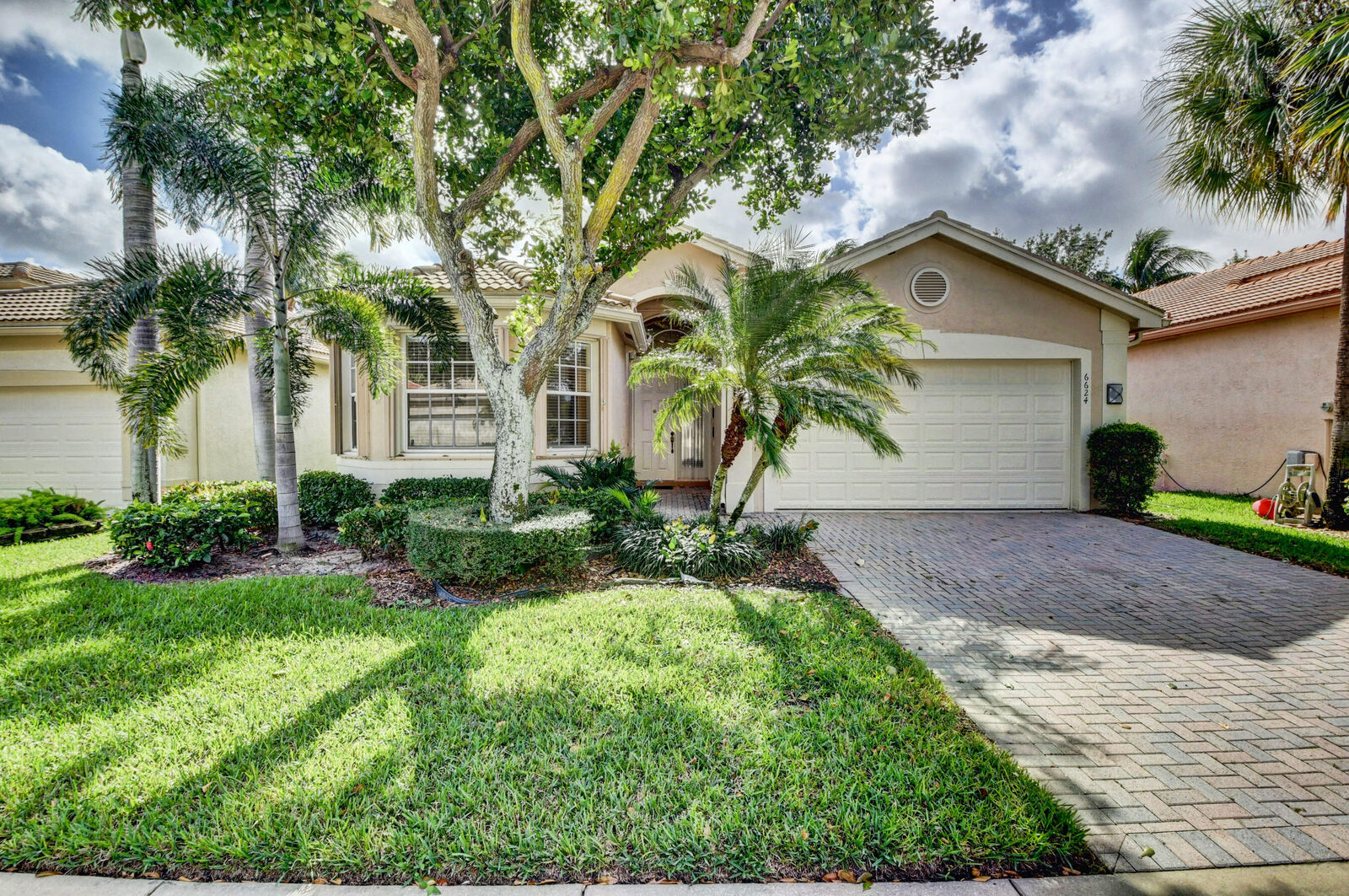 Property Photo:  6624 Hermosa Beach Lane  FL 33446 