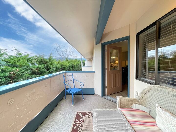 Property Photo:  300 N Sequim Avenue 11  WA 98382 