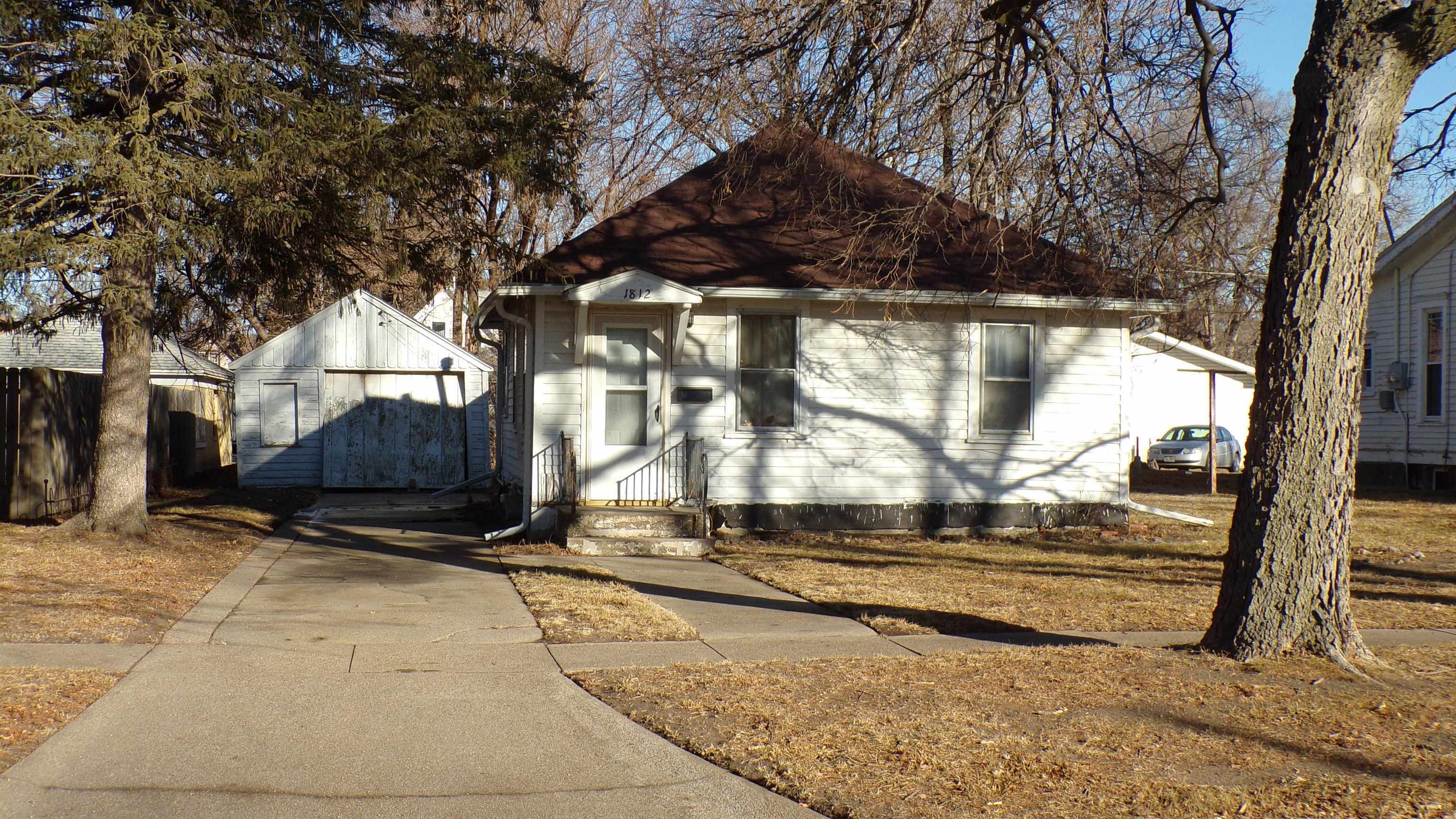 Property Photo:  1812 9th Street  NE 68601 