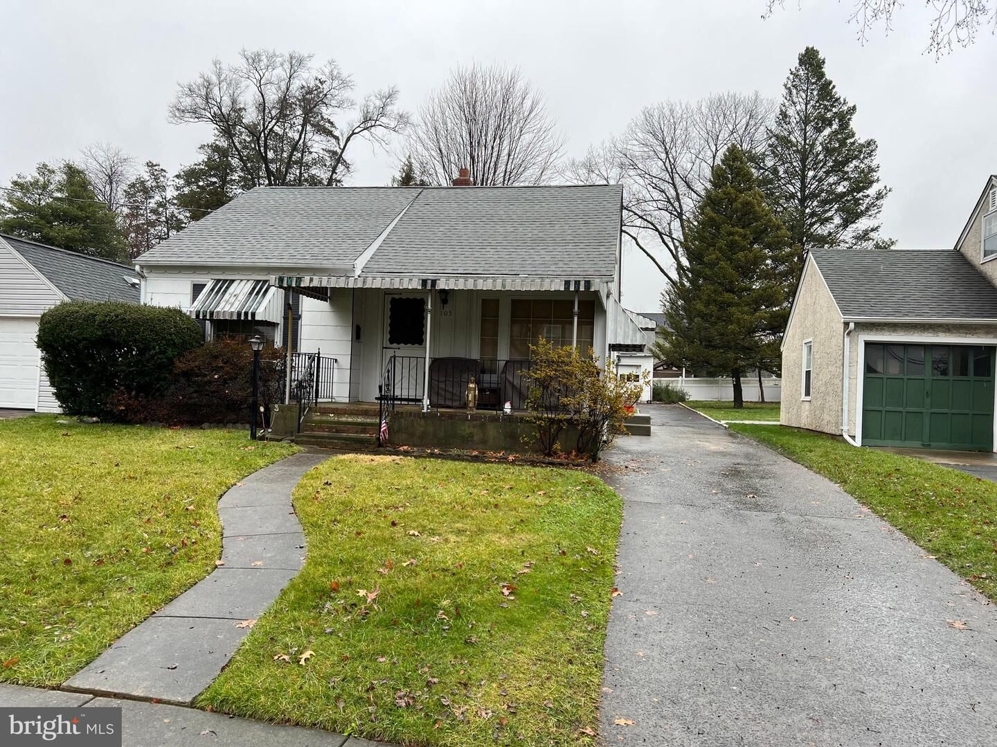 Property Photo:  105 Breslin Avenue  NJ 08033 