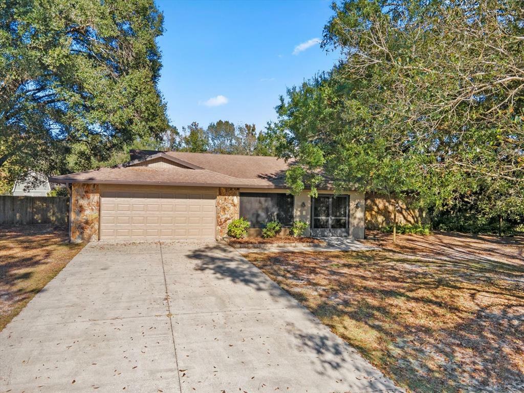 Property Photo:  25605 Oaks Boulevard  FL 34639 