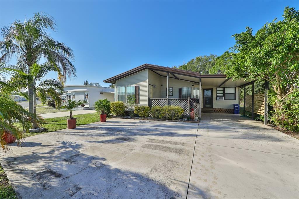 Property Photo:  5001 Brae Burn Avenue  FL 34234 