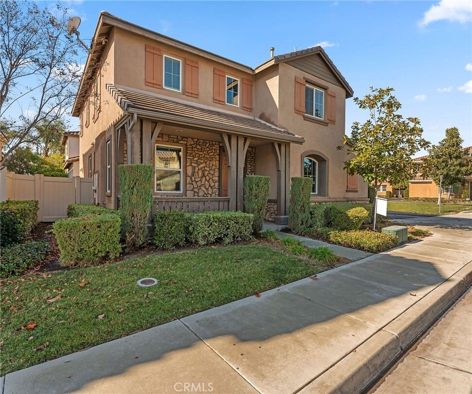 Property Photo:  40477 Amesbury Lane  CA 92591 