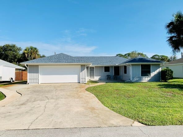 Property Photo:  160 11th Court  FL 32962 