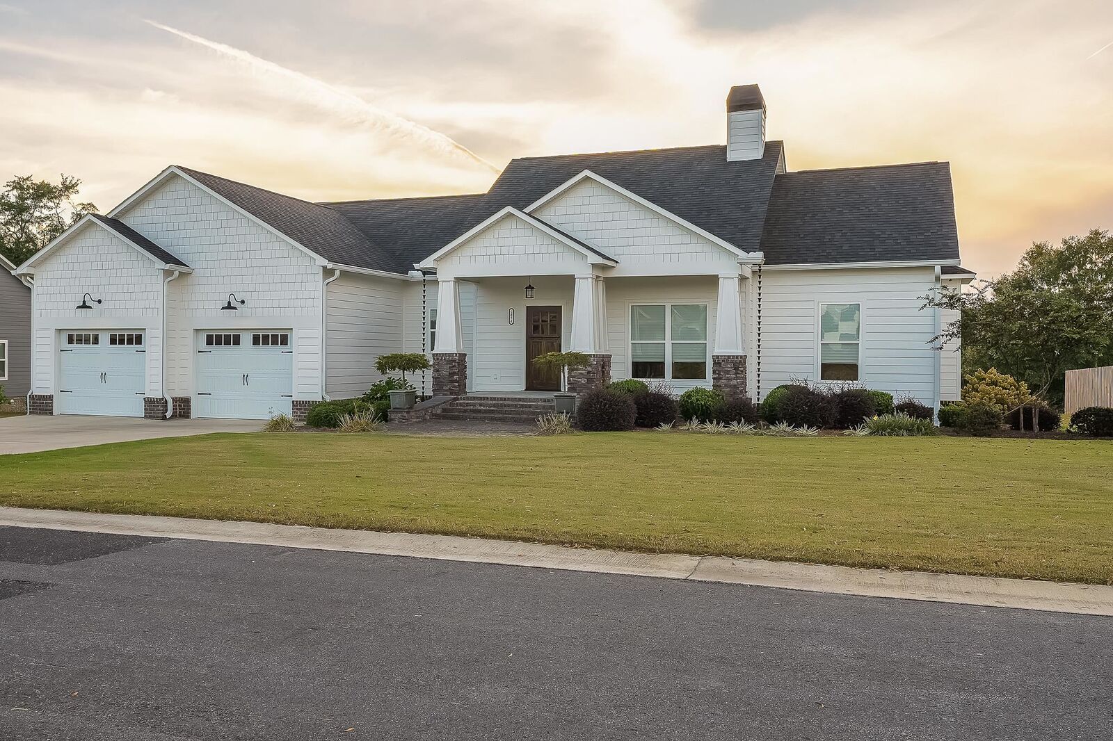 Property Photo:  1872 Fox Meadow Tr  AL 35055 