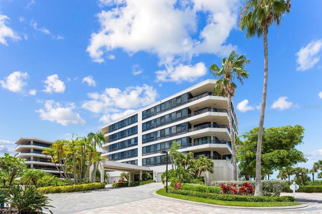 Property Photo: 575 Sanctuary Drive A103 FL 34228