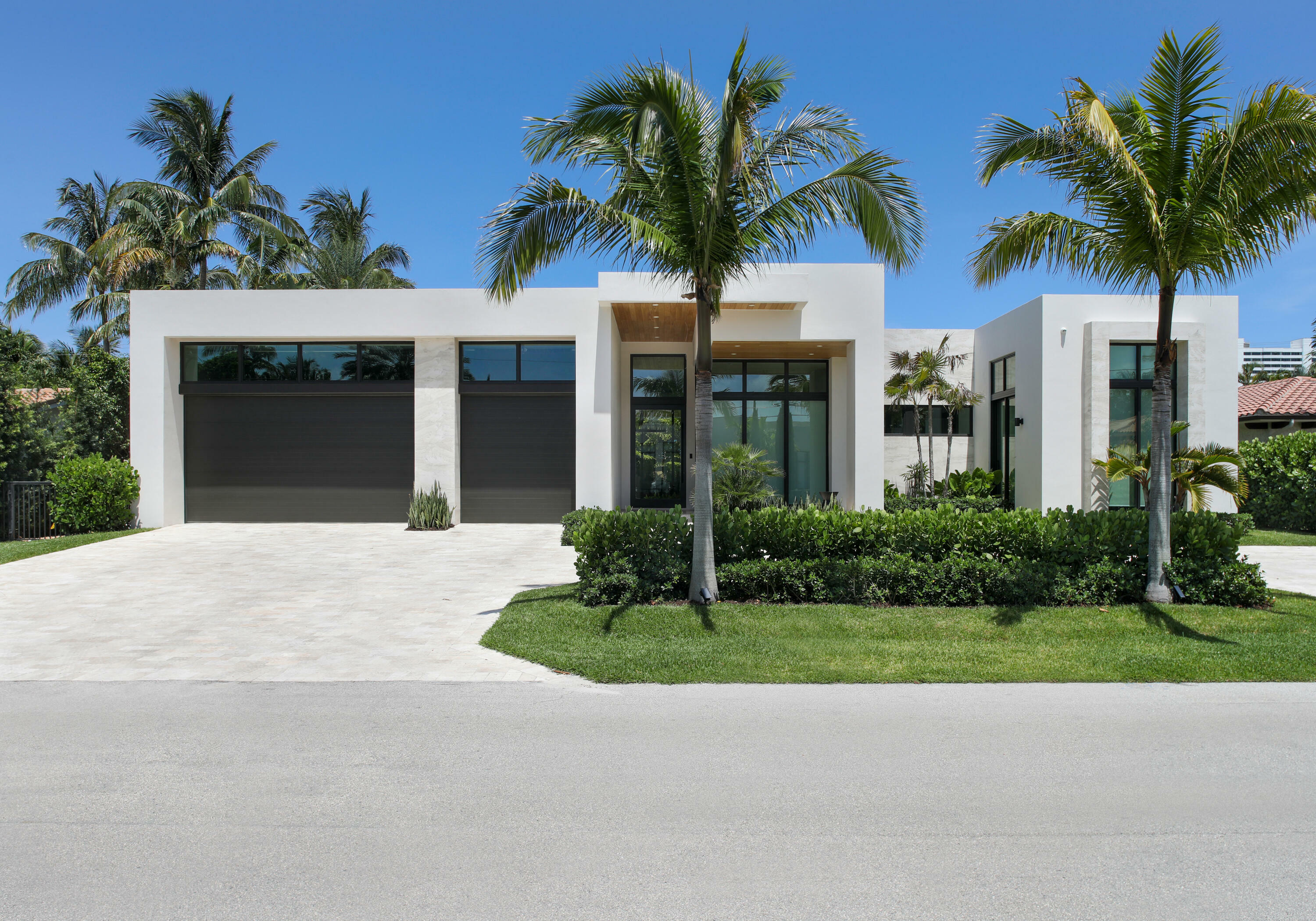 Property Photo: 2200 Spanish River Road FL 33432