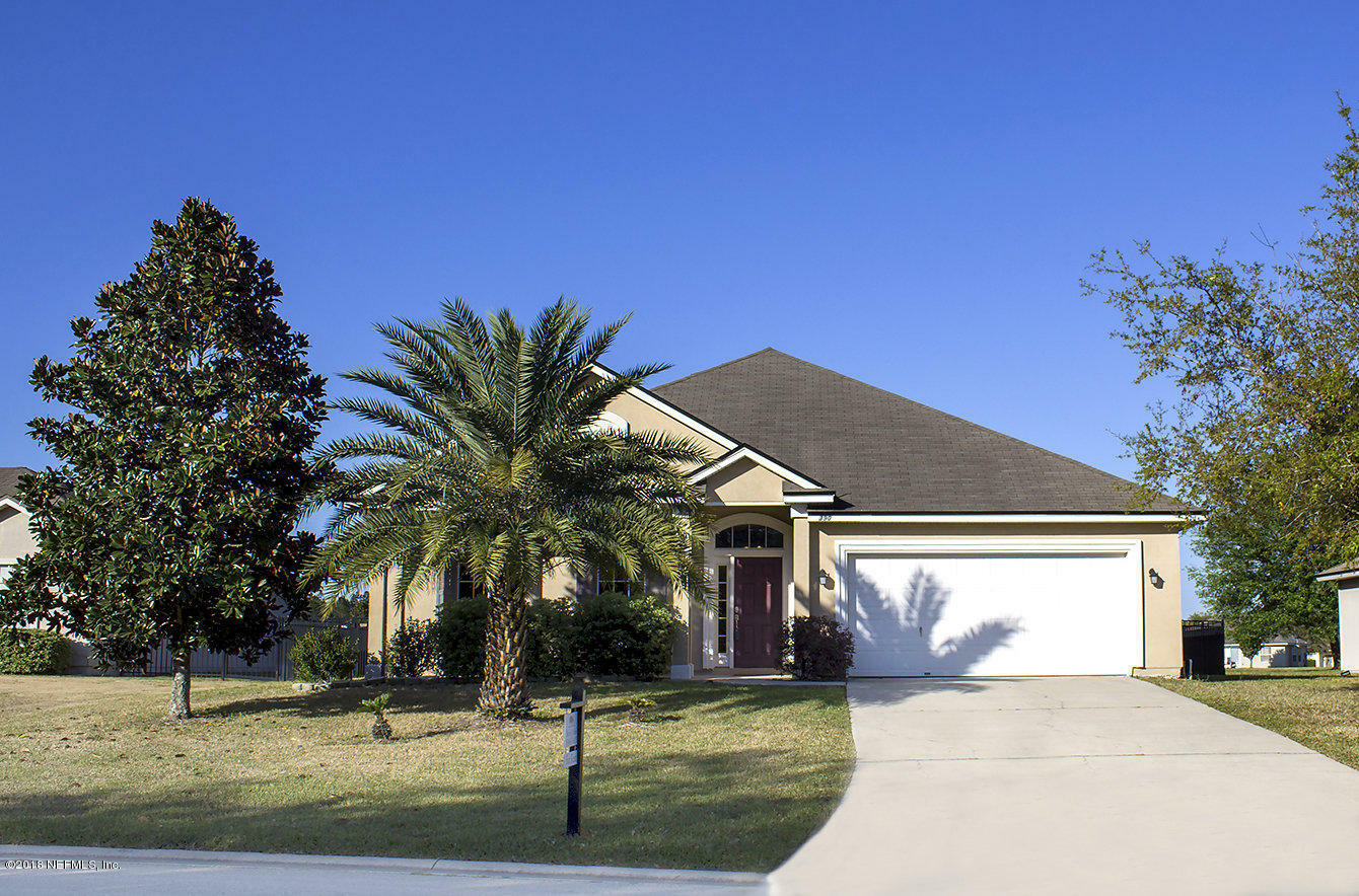 Property Photo: 390 Whisper Ridge Drive FL 32092