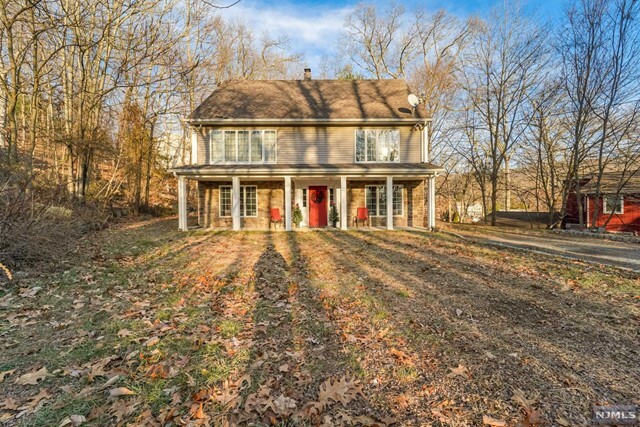 Property Photo: 5 Buena Vista Drive NJ 07456