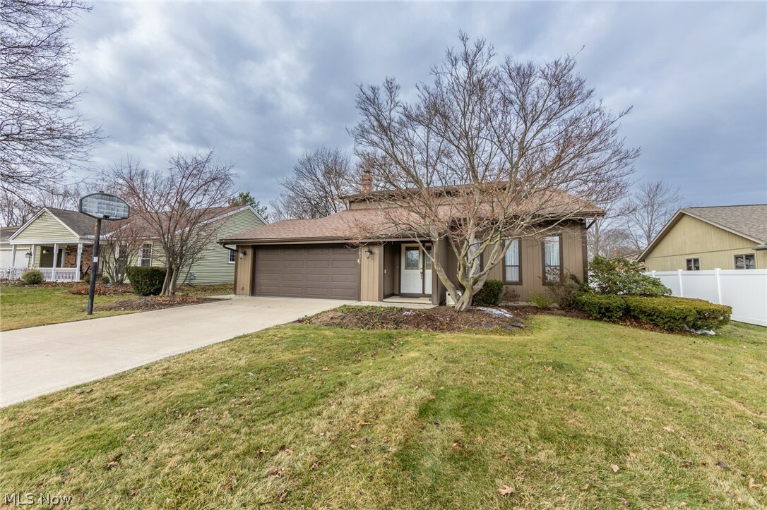 19038 Quail Hollow Drive  Strongsville OH 44136 photo