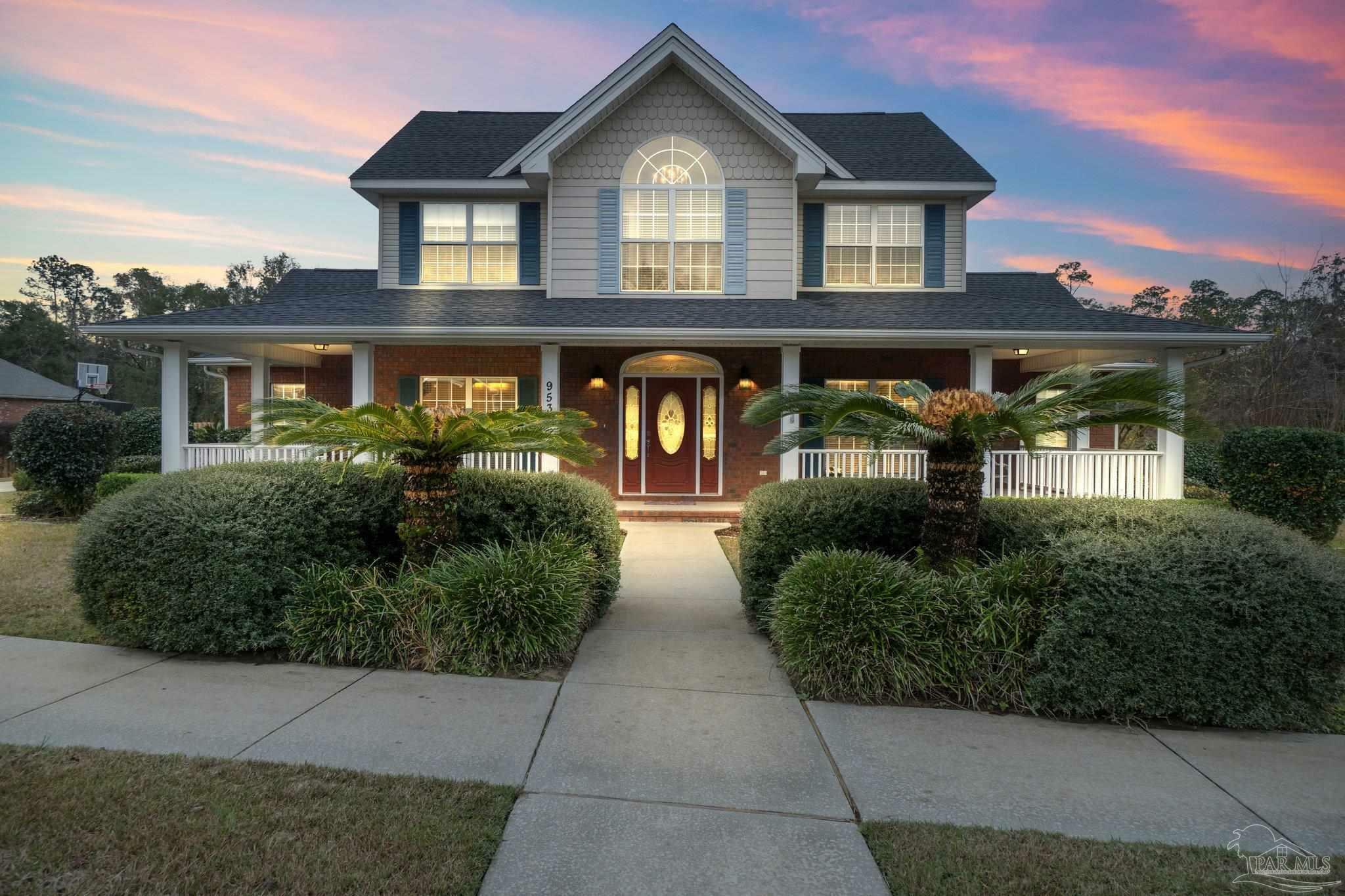 Property Photo:  953 Bucyrus Ln  FL 32533 