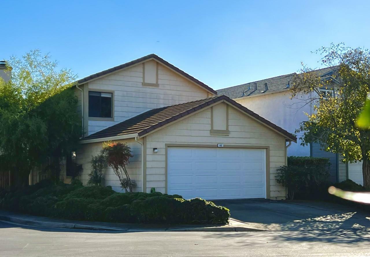 Property Photo:  682 Ridgeview Terrace  CA 94536 