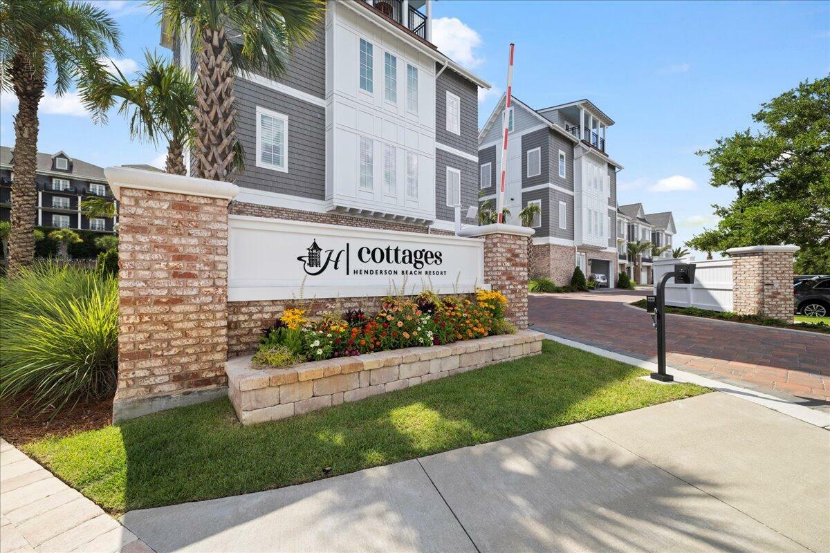 418 Henderson Cottage Way  Destin FL 32541 photo