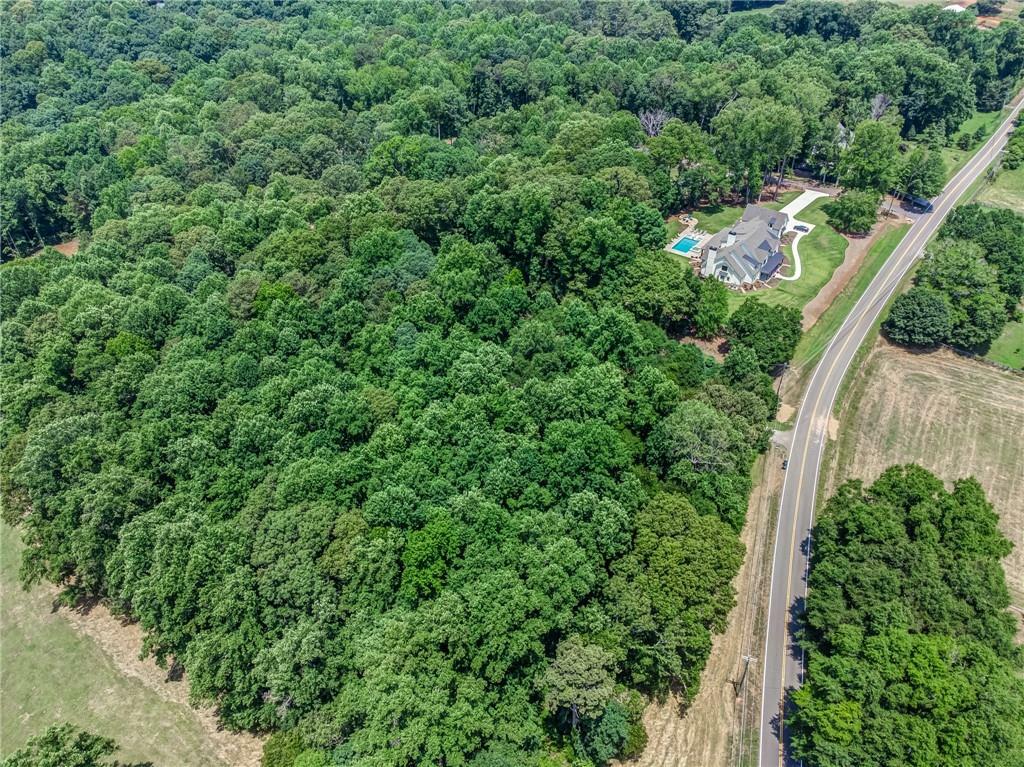 Property Photo:  203 Stone Creek Court  GA 30188 