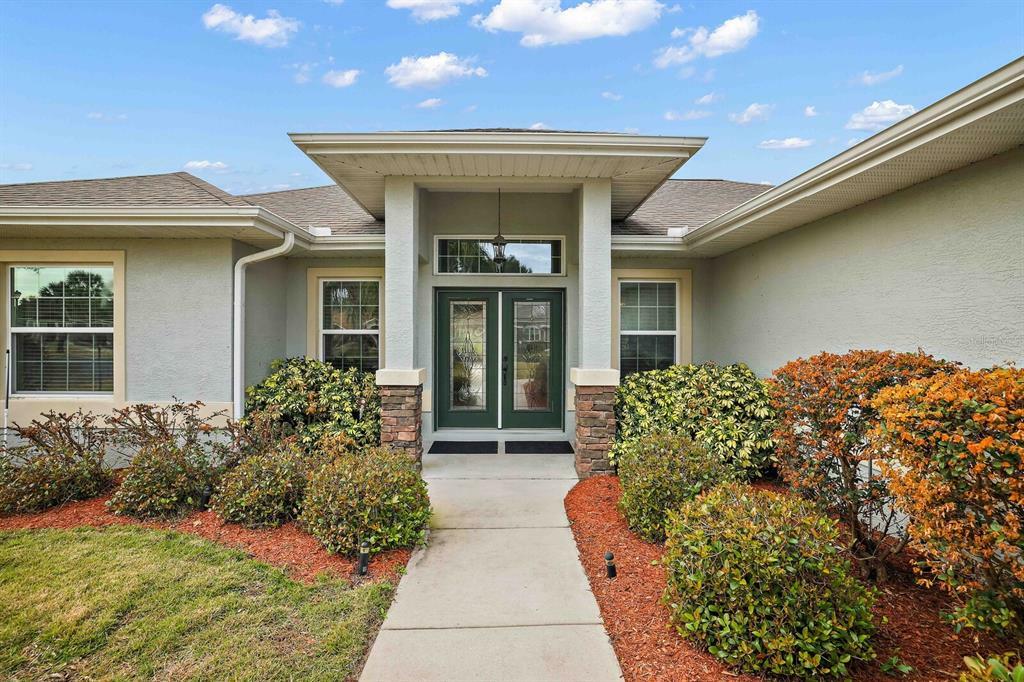 Property Photo:  1408 Meadow View Way  FL 32159 