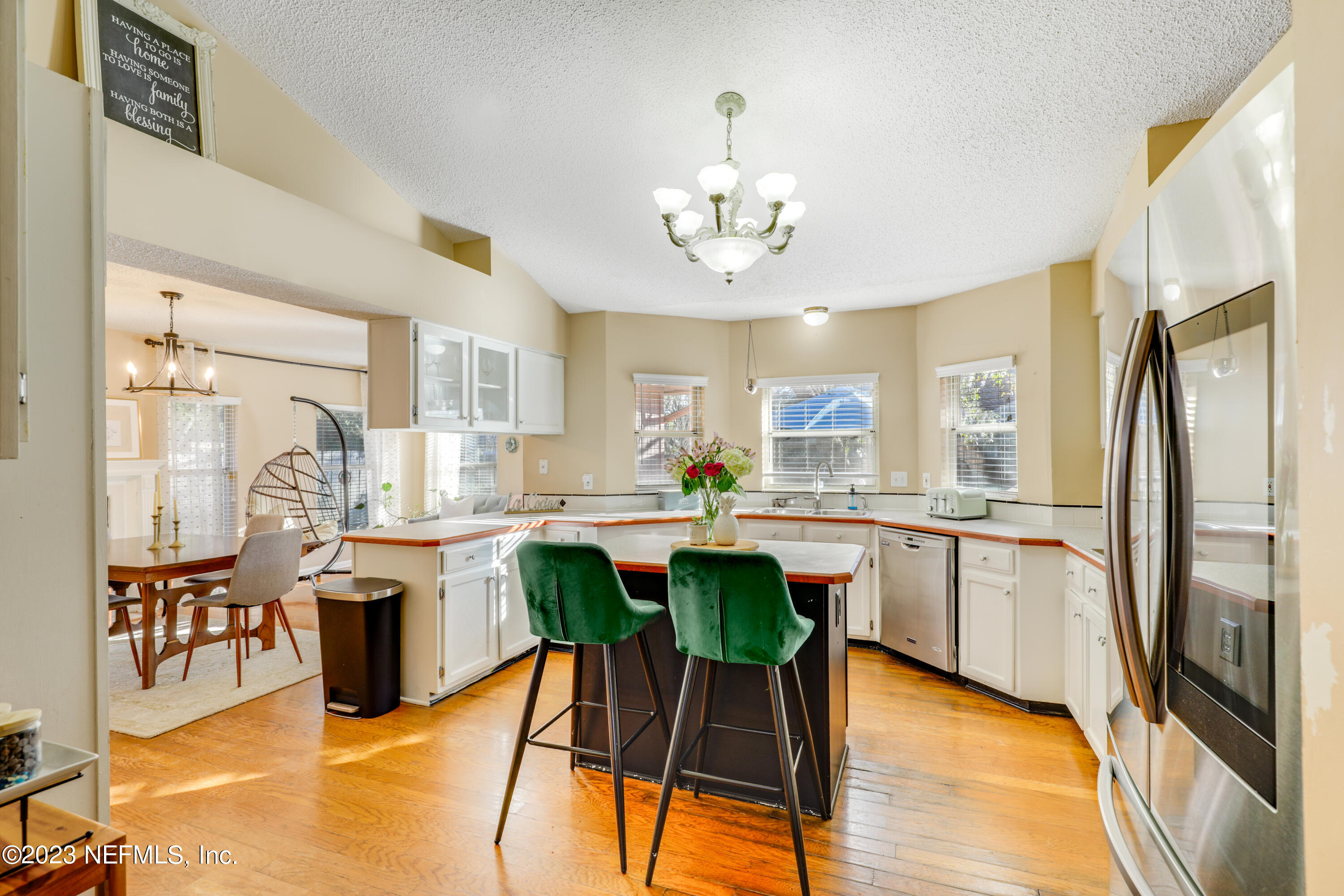 Property Photo: 12134 Camp Creek Drive FL 32225