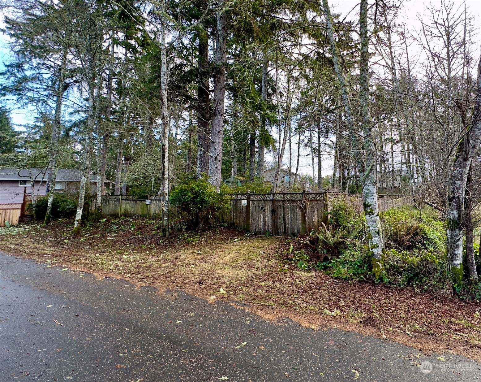 Property Photo:  796 Wakina Loop SE  WA 98569 