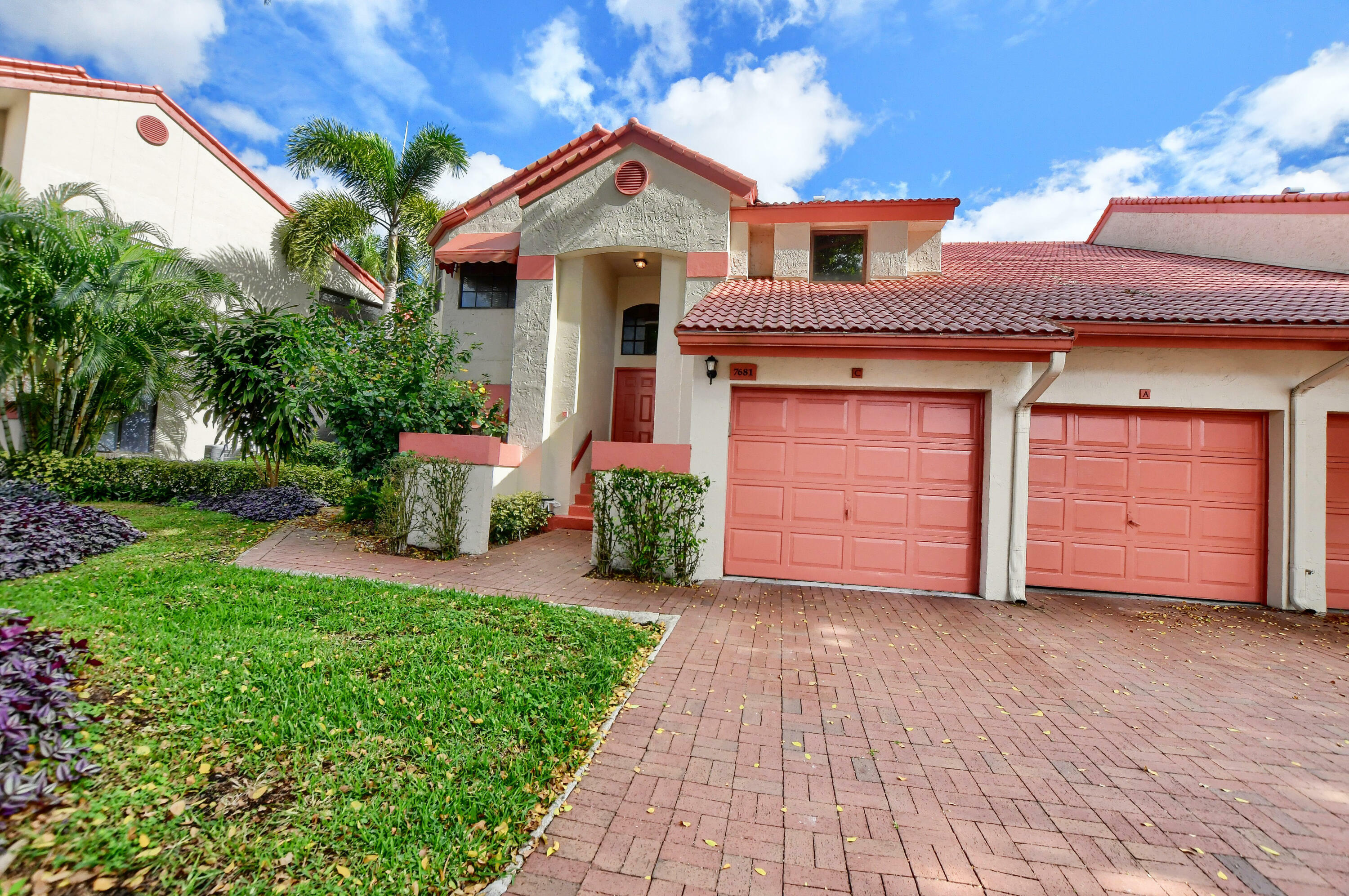 Property Photo:  7681 Lexington Club Boulevard C  FL 33446 