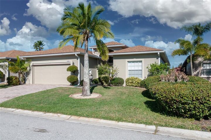 Property Photo: 4228 Dornoch Drive FL 33859