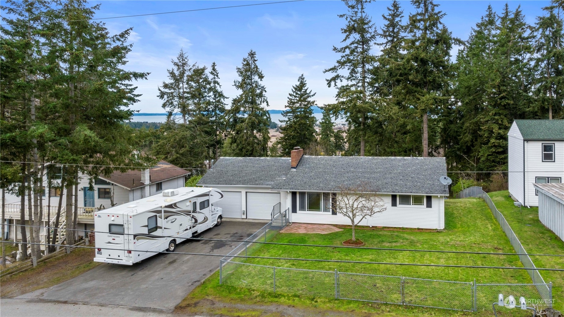 Property Photo:  972 Yvonne Avenue  WA 98277 