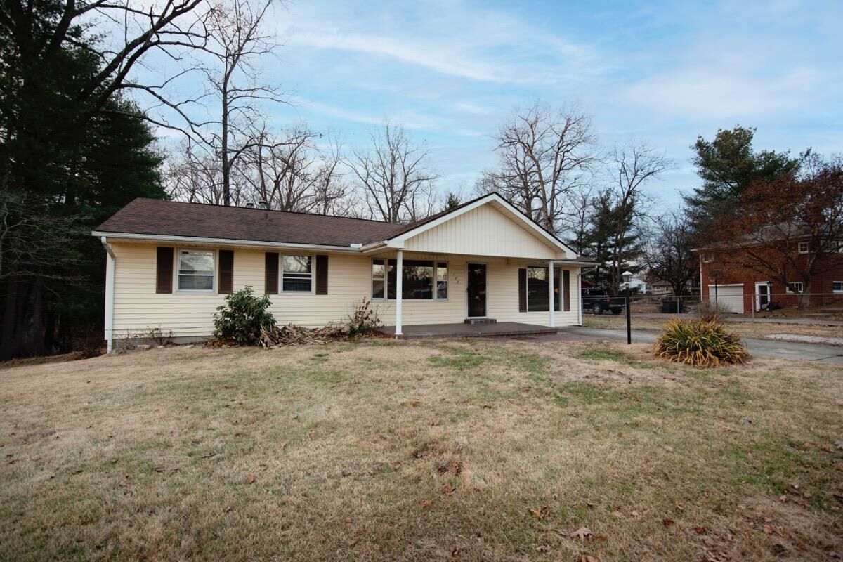 Property Photo: 108 Bobolink Road KY 41169