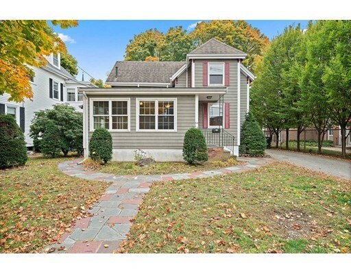 Property Photo:  52 Pond St  MA 02451 