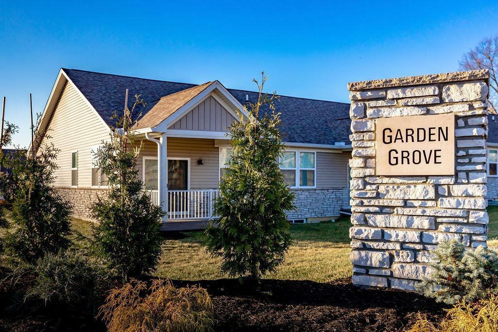 Property Photo:  5015 Garden Grove Ln  OH 45238 