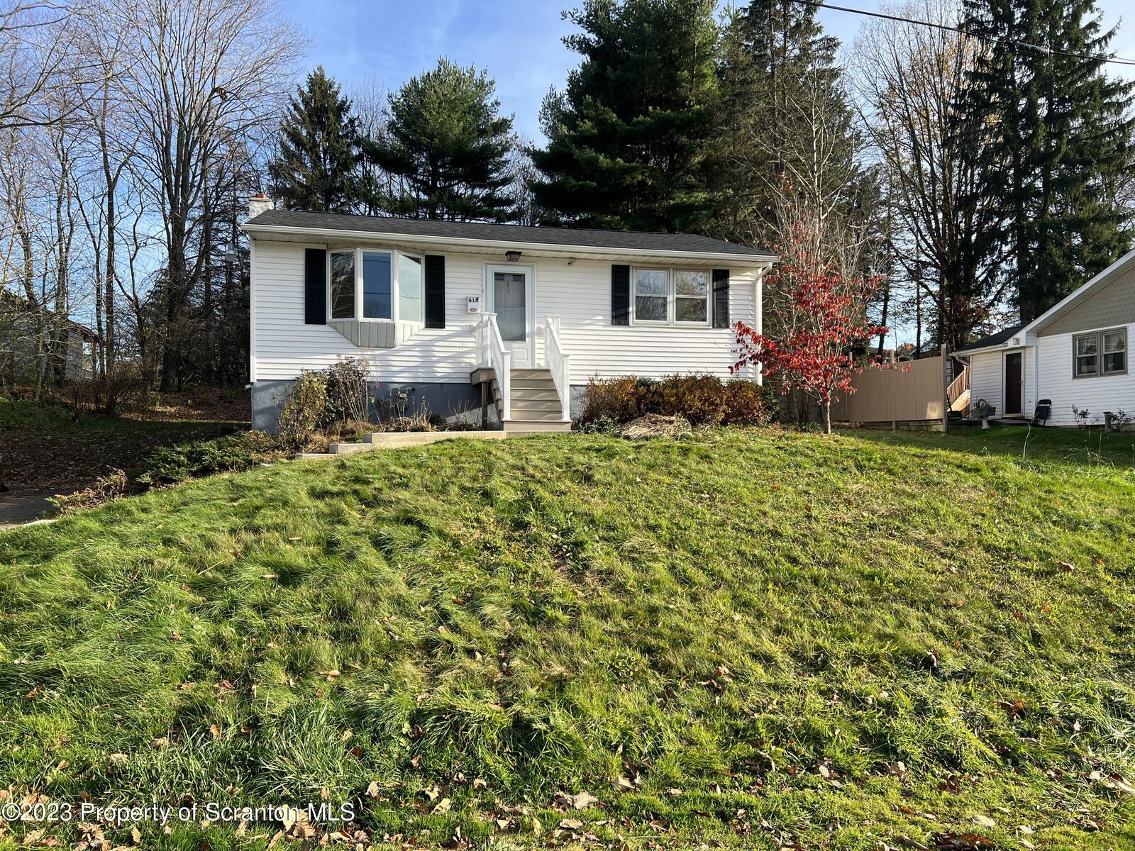 Property Photo:  616 First Street  PA 18403 