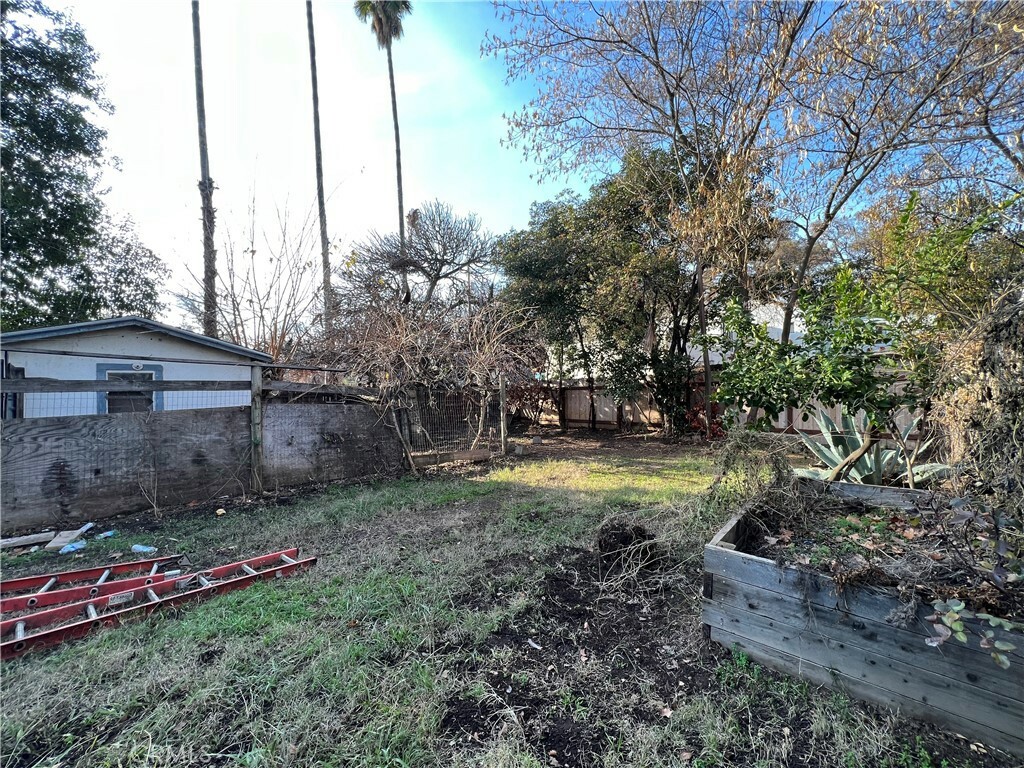 Property Photo:  1152 E 7th Street  CA 95928 