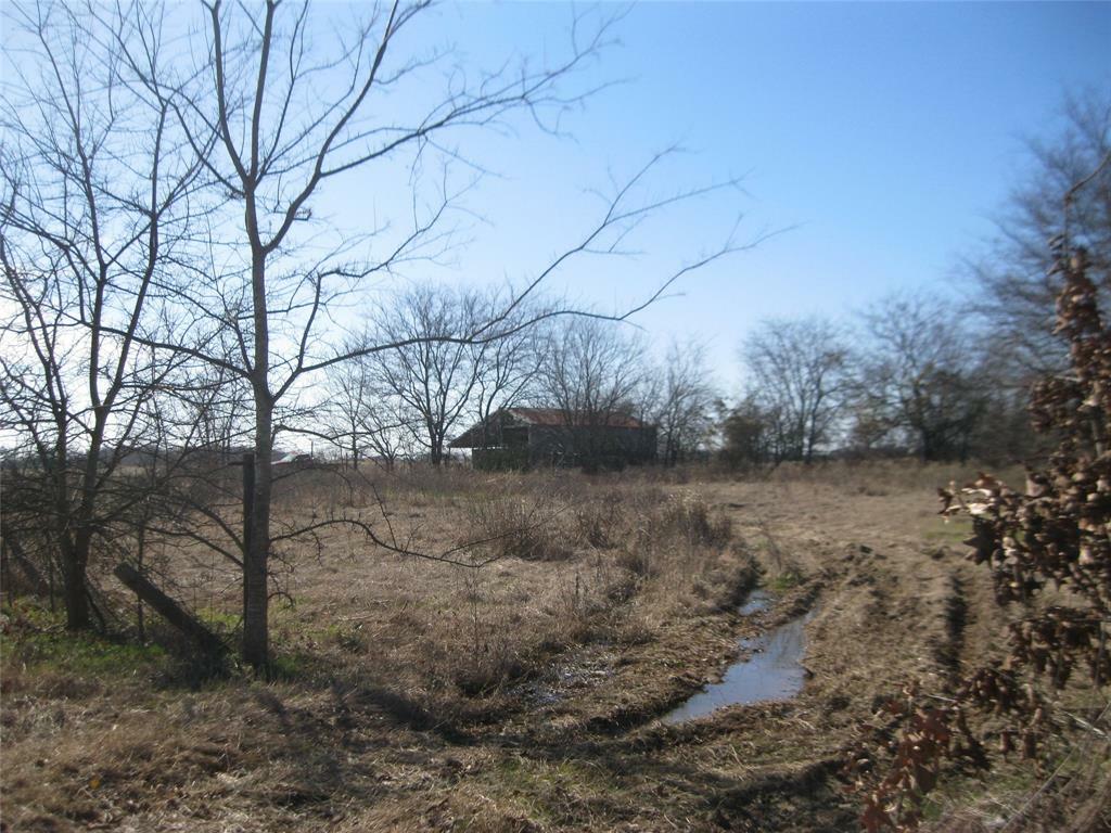 Property Photo:  648 County Road 1196 E  TX 75497 