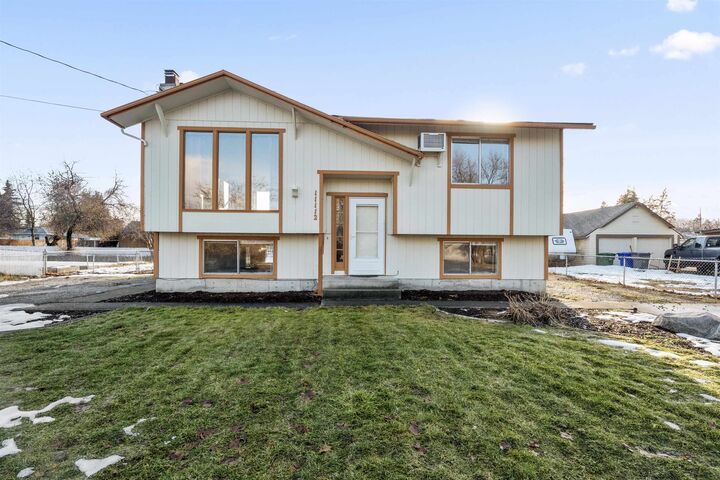 11112 E 6th Ave  Spokane Valley WA 99206 photo