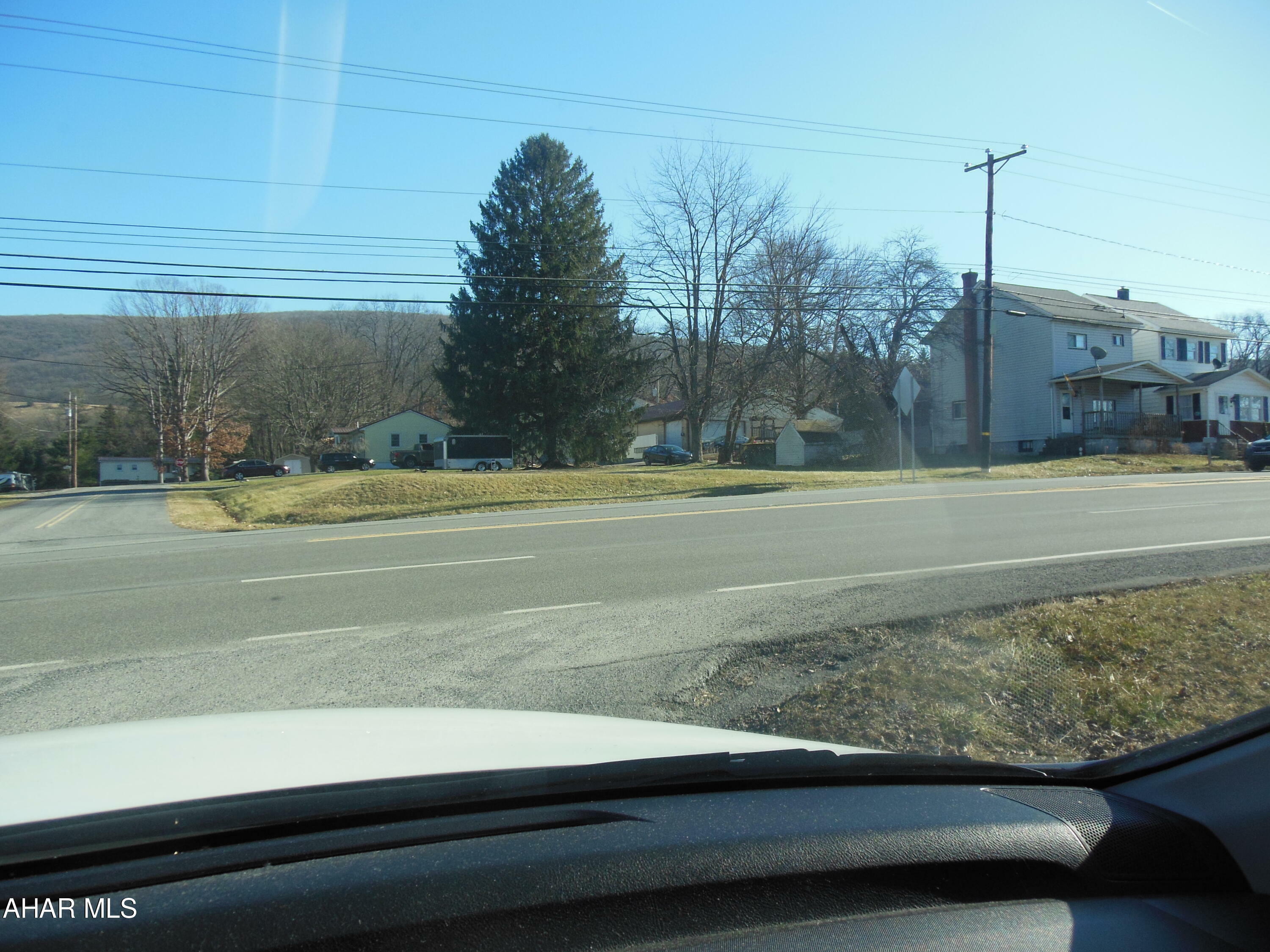 Property Photo: 1209 E Pleasant Valley Boulevard PA 16602