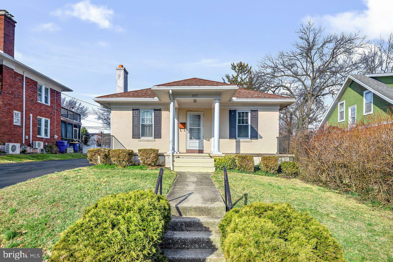 Property Photo:  507 Colonial Avenue  PA 17403 