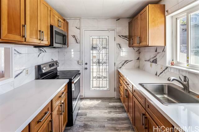 Property Photo:  135 Prospect Street A  HI 96813 