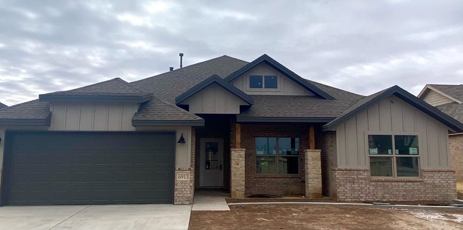 Property Photo: 6913 51st Street TX 79407