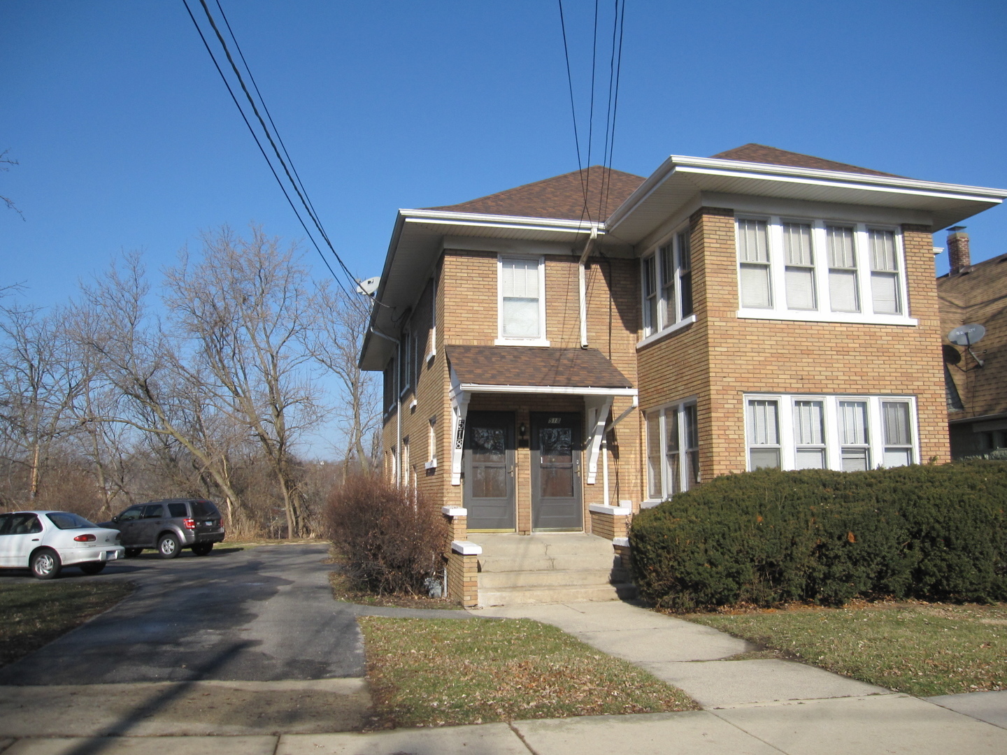 Property Photo:  518 South Street 1  IL 60123 