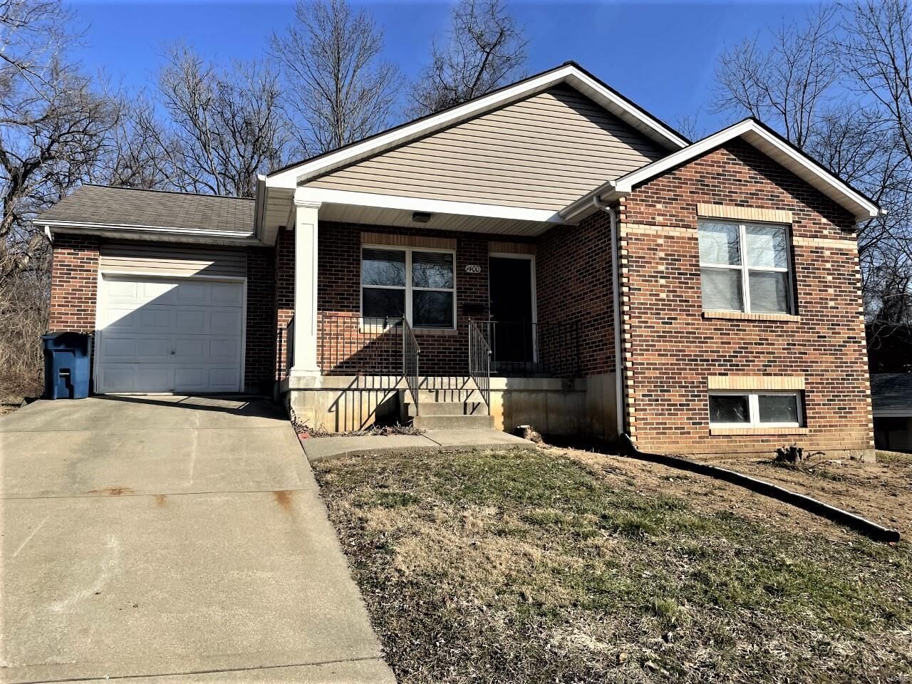 Property Photo:  1400 Thorpe Street  IL 62002 