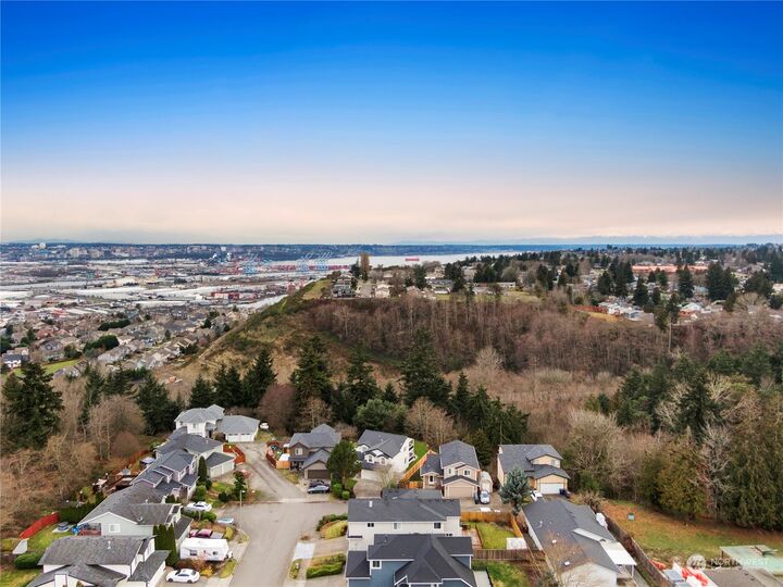 Property Photo:  6205 23rd Street NE  WA 98422 