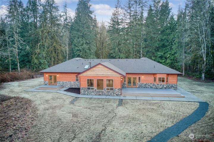 Property Photo: 18515 127th Avenue NE WA 98223