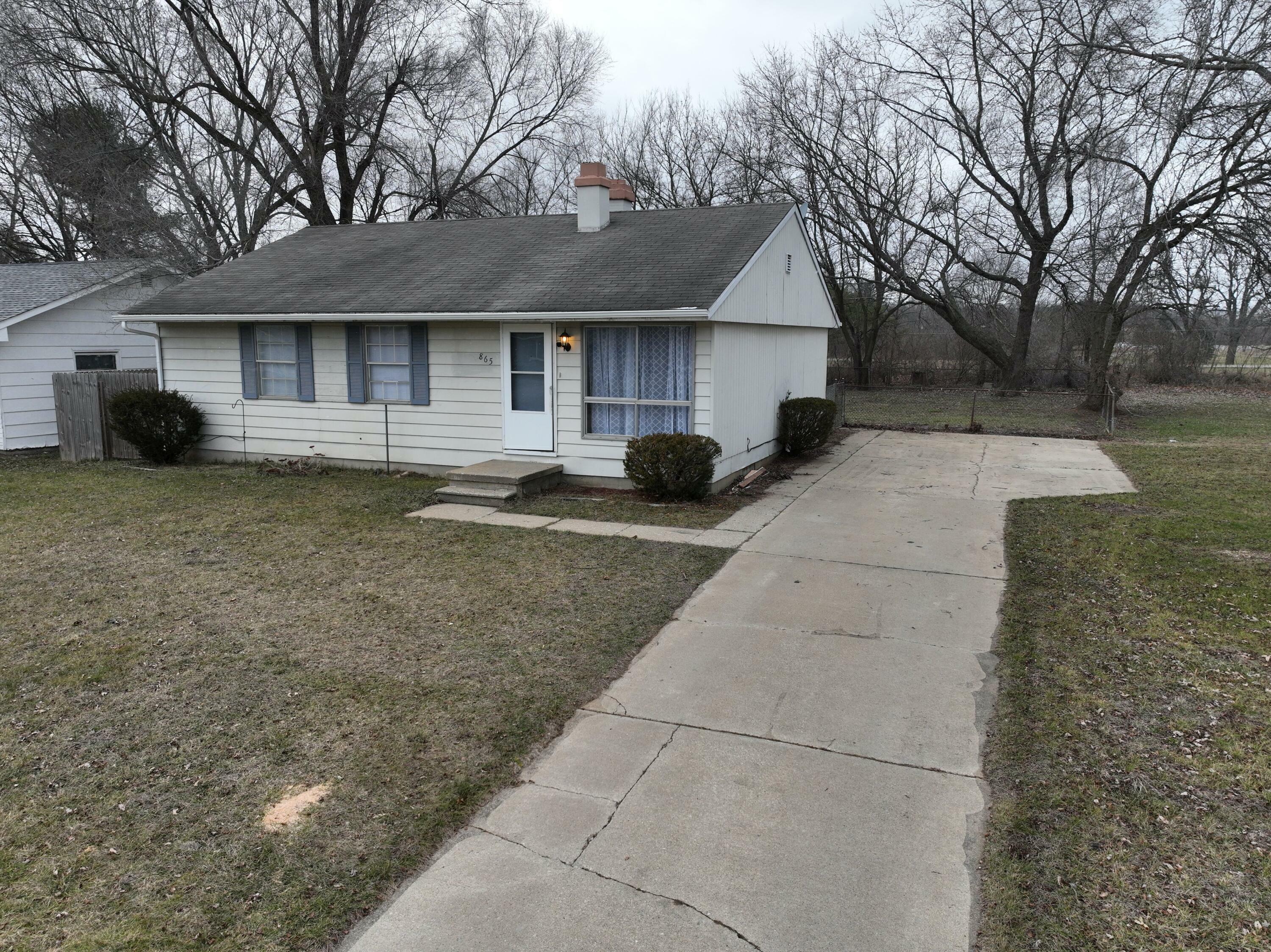 Property Photo:  865 Athena Drive  MI 49224 