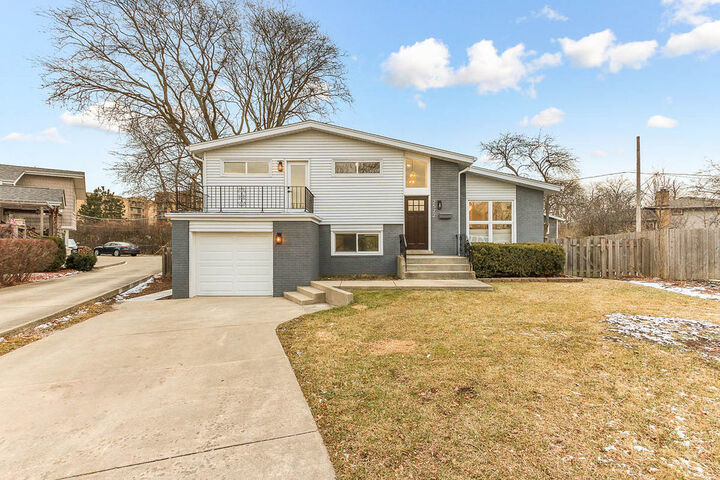 2522 Gayle Court  Glenview IL 60025 photo