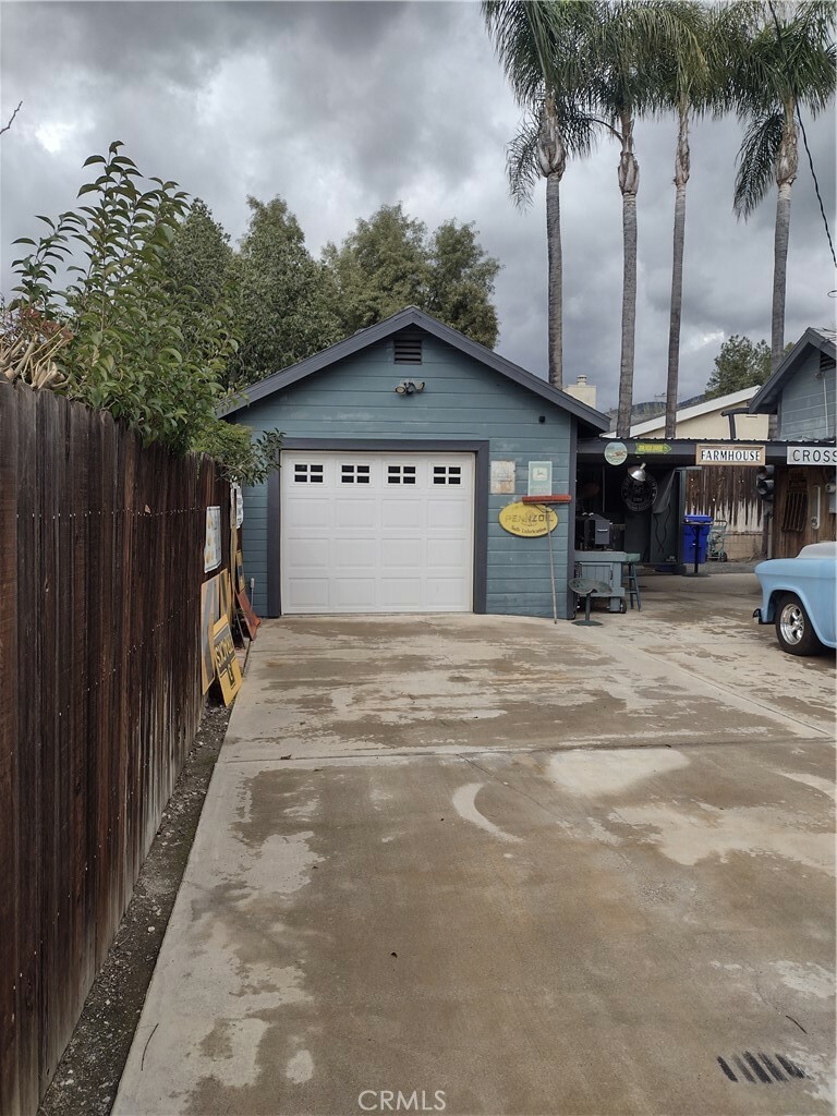 Property Photo:  2373 Mentone Avenue  CA 92359 