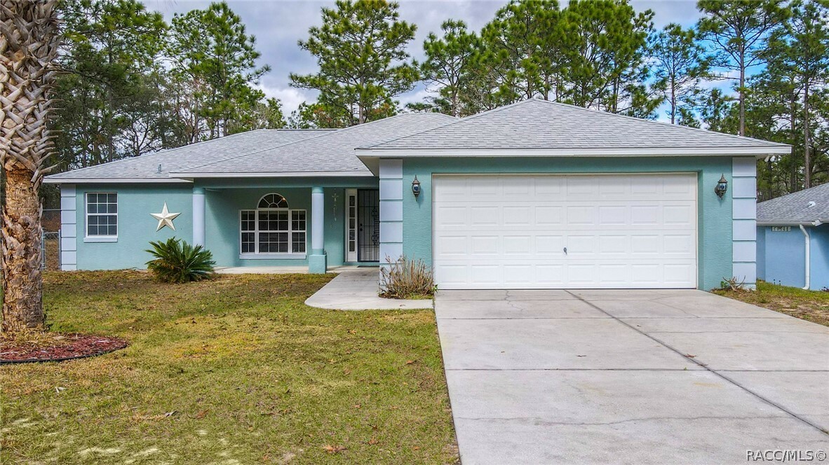 Property Photo:  2717 W Vespero Street  FL 34433 